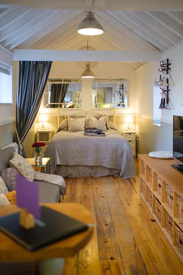 Old Fire Station - Quaint And Quirky Little Home Brandon  Buitenkant foto